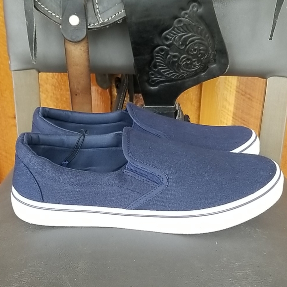 Men's Loafers - Picture 7 of 10